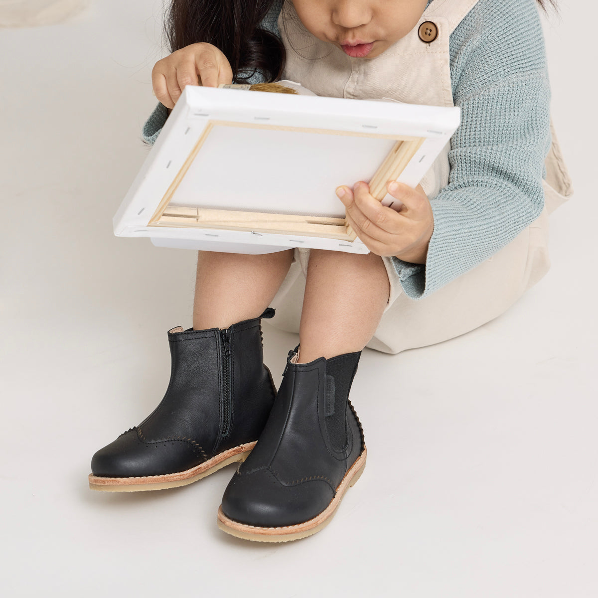 Windsor - Black-Shoes-Pretty Brave-EU21-Little Soldiers